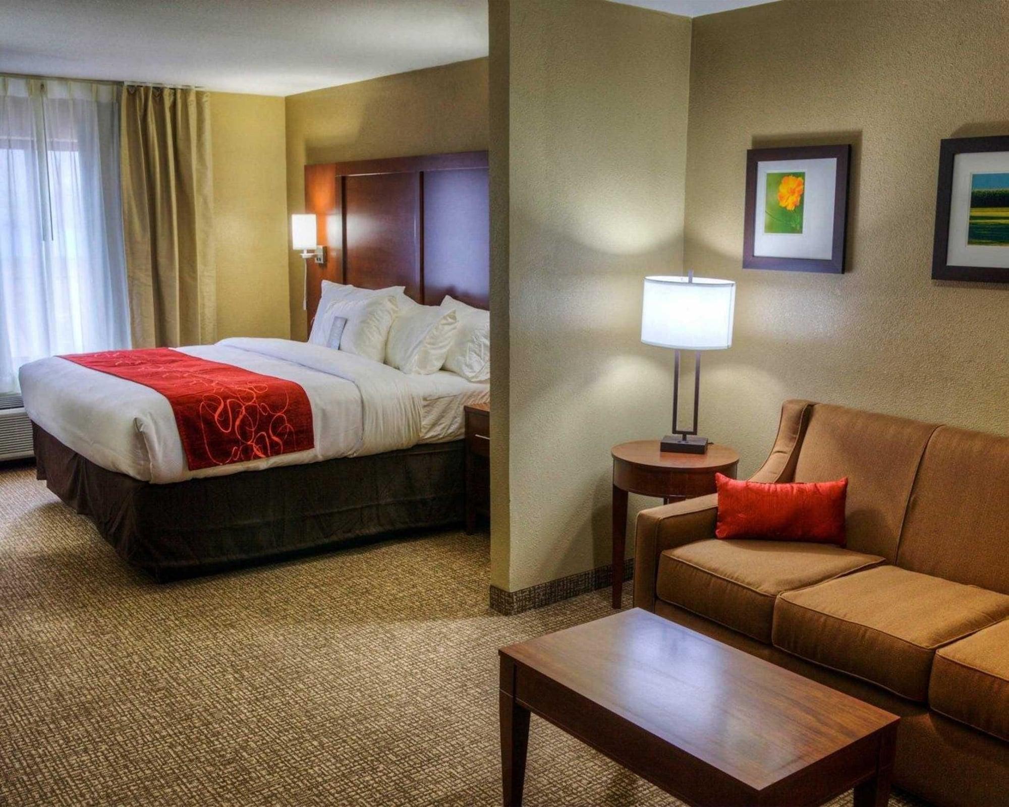 Comfort Suites Plymouth Near Us-30 Eksteriør billede