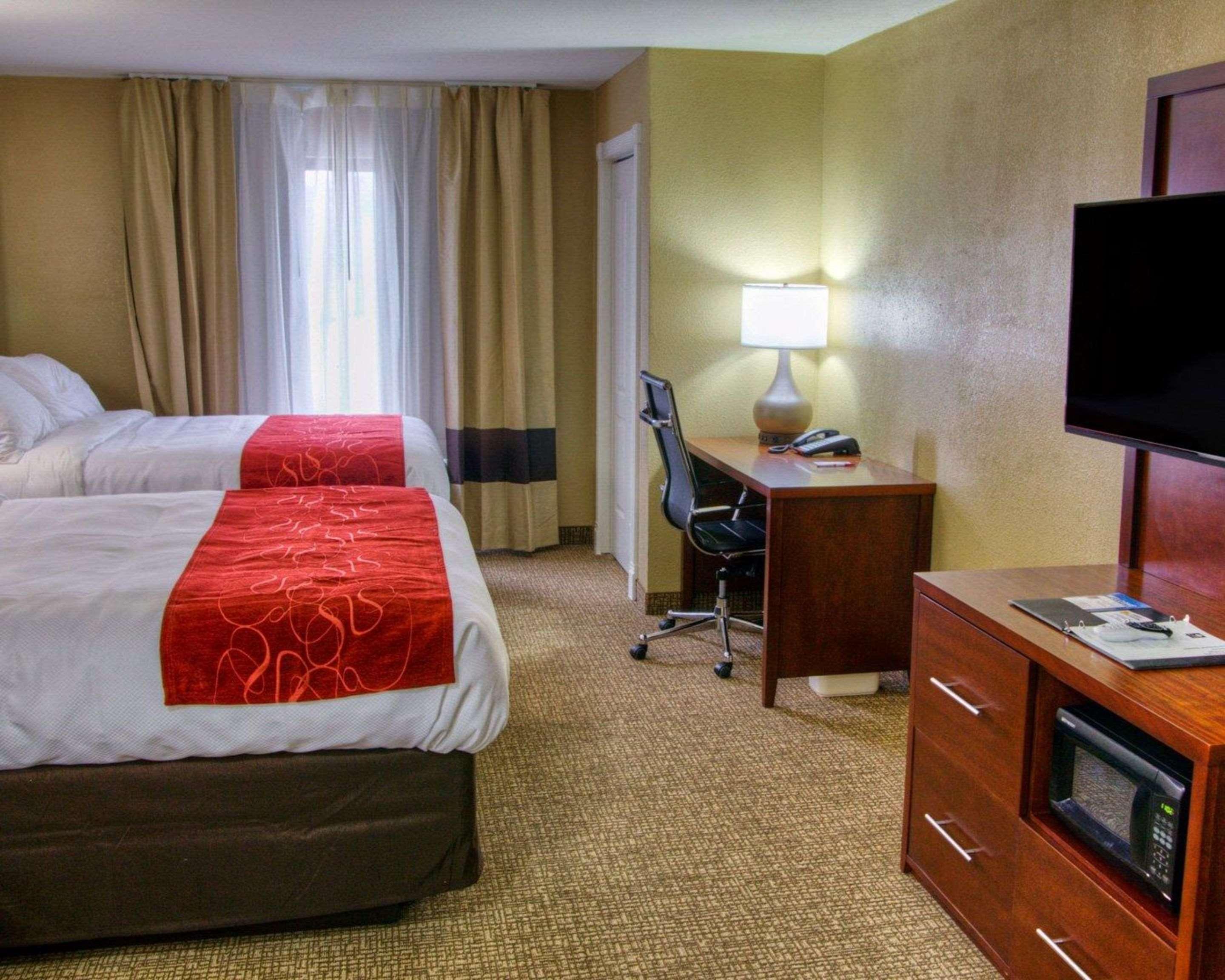 Comfort Suites Plymouth Near Us-30 Eksteriør billede