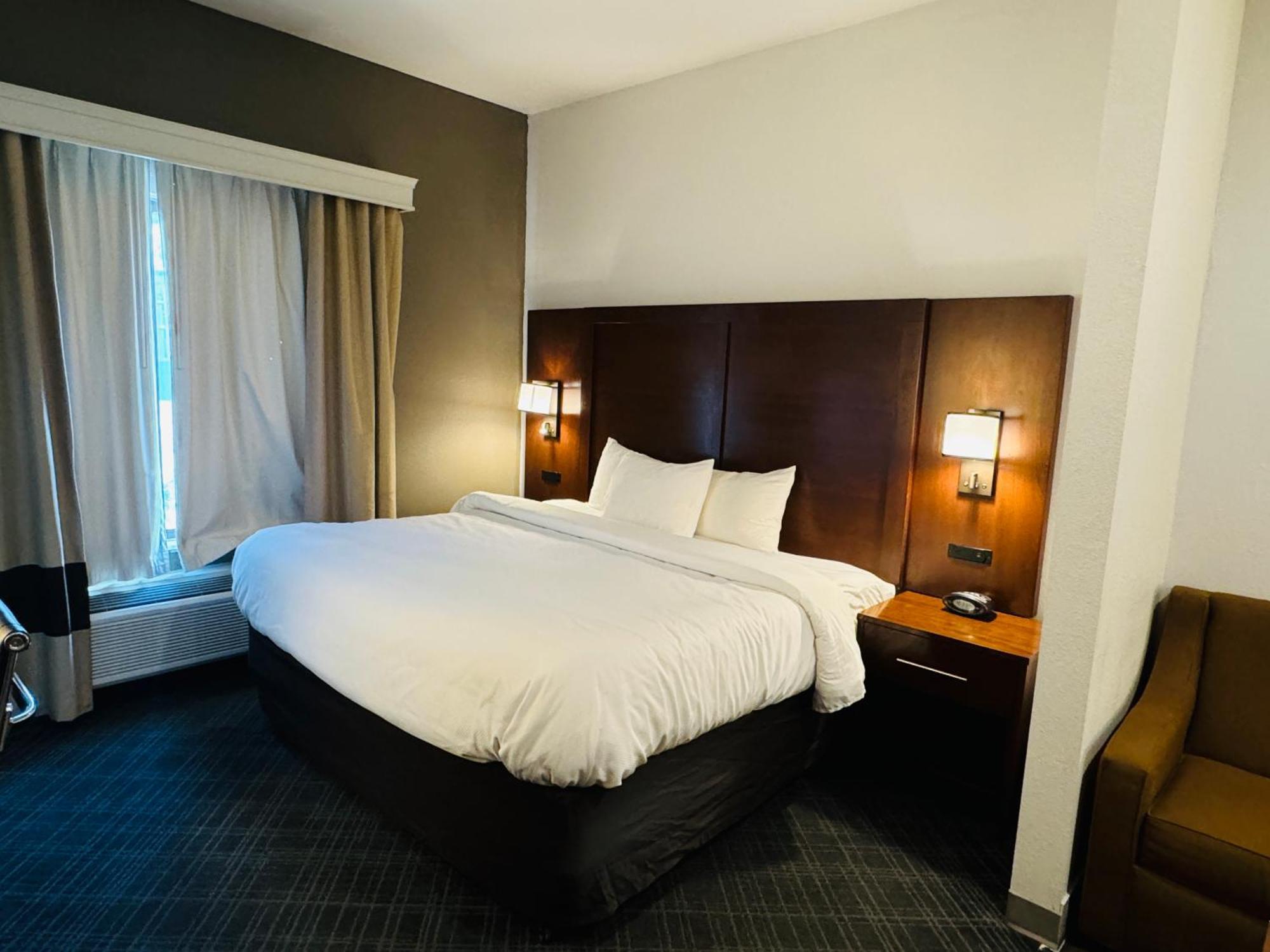 Comfort Suites Plymouth Near Us-30 Eksteriør billede