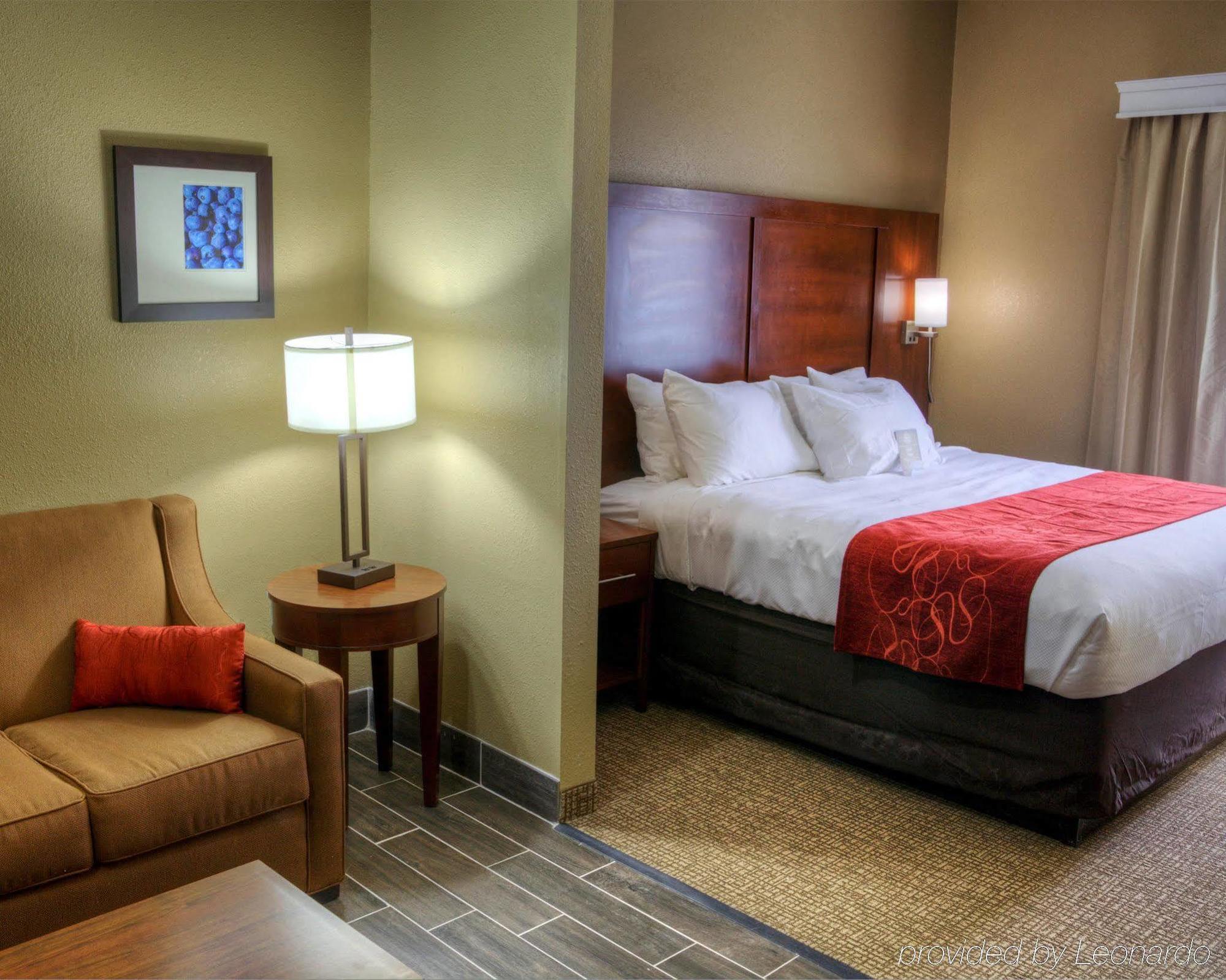 Comfort Suites Plymouth Near Us-30 Eksteriør billede